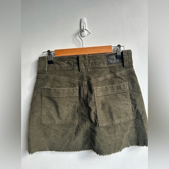 American Eagle Outfitters Olive Corduroy Cargo Skirt - Picture 2 of 6